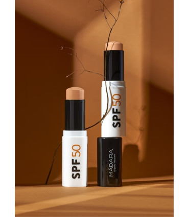 Protector solar mineral en barra con SPF 50 (Sunscreen Stick)